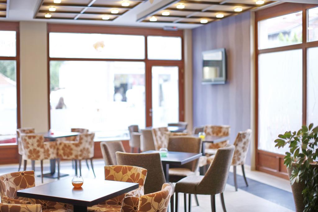 Garni Hotel Tema Nova Čačak Exteriér fotografie